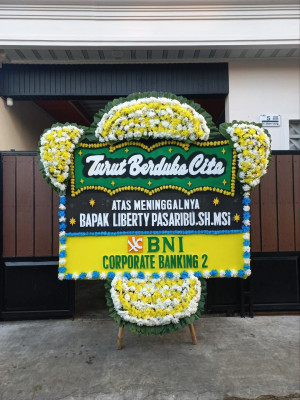 Papan Bunga Duka di Parakanlima