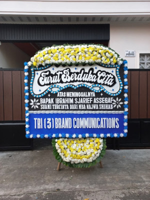 Papan Bunga Duka di Parakanlima